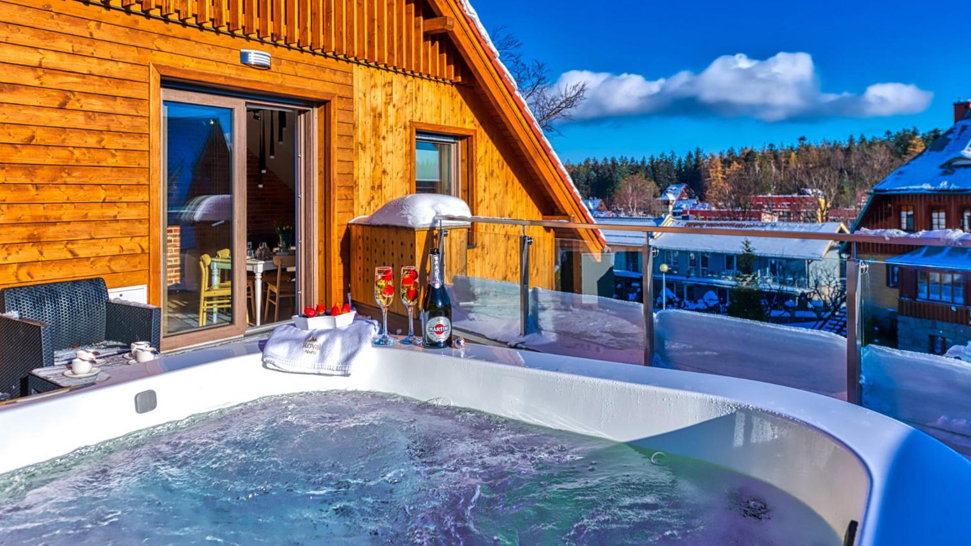 Royal Prestige Collection Z Prywatnym Jacuzzi - Stone Hill Resort Z Basenem I Saunami Szklarska Poreba Bagian luar foto
